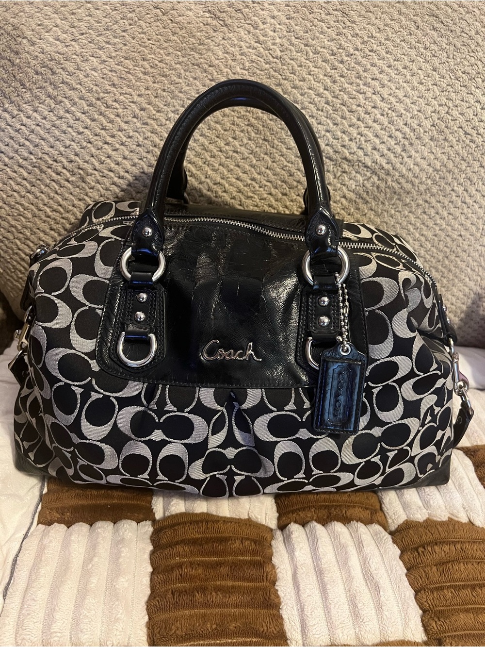 Coach Ashley Signature Sateen Satchel in Black/Gray EUC!